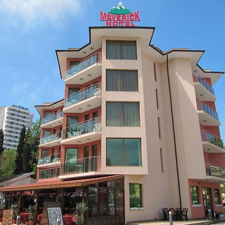 Maverick Hotel Napospart Kültér fotó